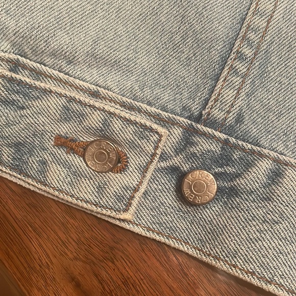J Crew Jean/Denim Jacket Light Wash - Picture 10 of 12